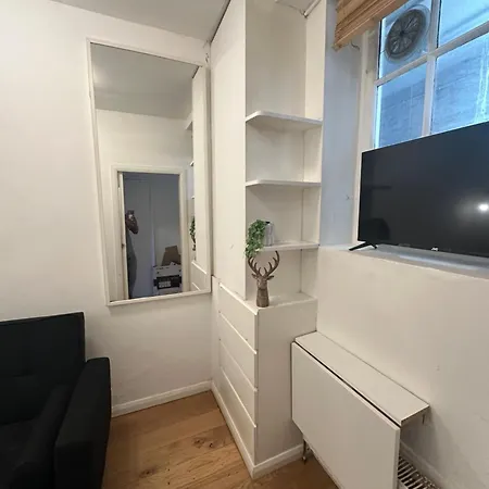 Cozy Family-friendly 2 Bedroom Flat In Kingscross, St Pancras! Apartment