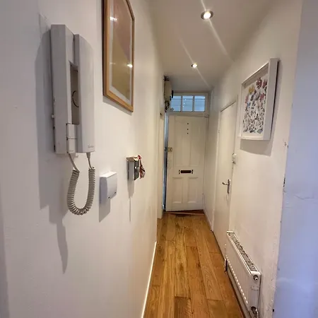 Cozy Family-friendly 2 Bedroom Flat In Kingscross, St Pancras! Apartment