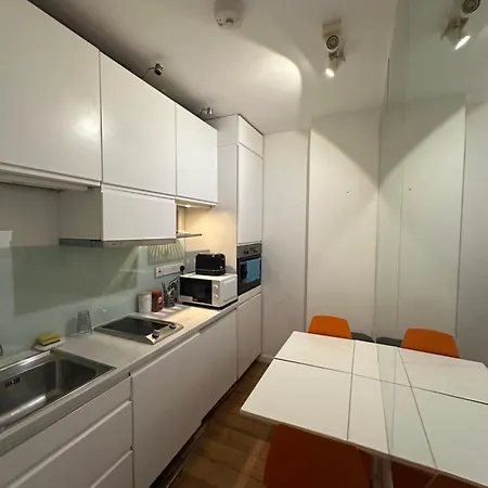 Cozy Family-friendly 2 Bedroom Flat In Kingscross, St Pancras! Apartment London