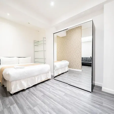 Apartment At Marble Arch London