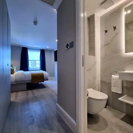 West Brompton Aparthotel London