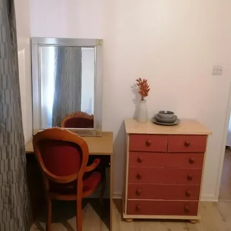 Apartment Vauxall London