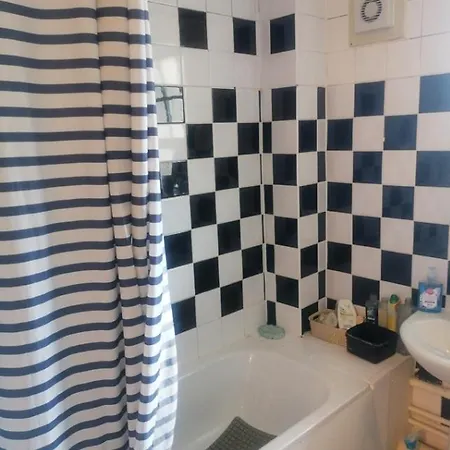 Vauxall Apartment London
