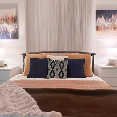 The River House - Designer Teddington