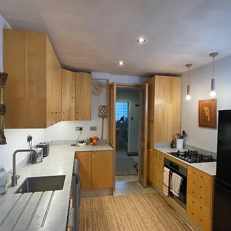 Homestay Cosy Kew Flat With Two Bedrooms *