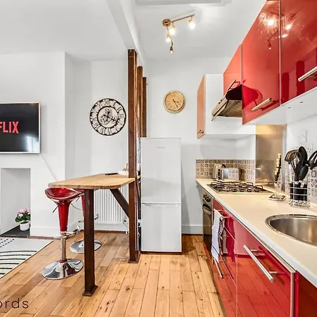 Appartamento Exclusive 2 Bedroom Flat Near In Shepherds Bush Londra