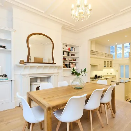 Apartment The Belsize Park Place - Charming 6bdr With Garden London