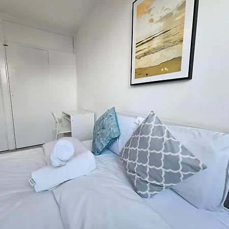 E1 Guest house