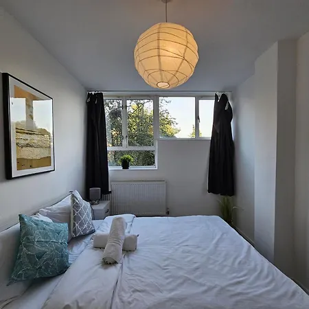 Guest house E1 *