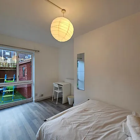 Guest house E1 *