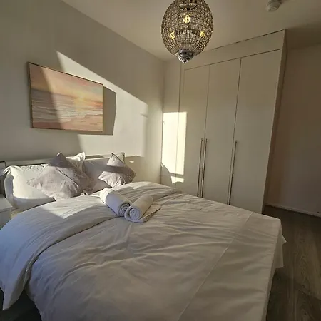 E1 Guest house