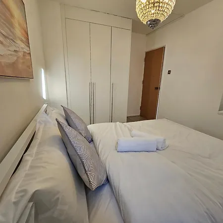 E1 *