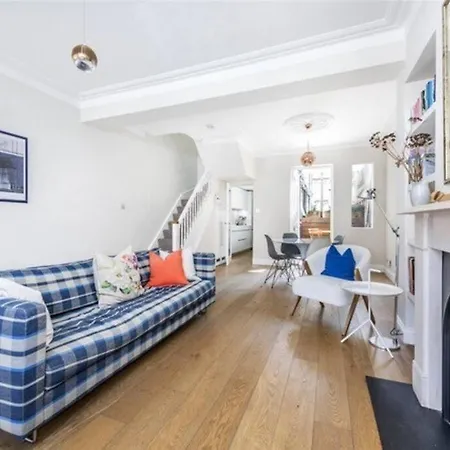 Charming Victorian Notting Hill London