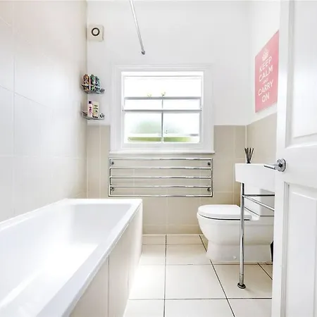 Charming Victorian Notting Hill London