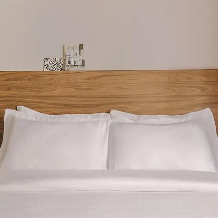 Sonder The Gilbert Hotel 3*