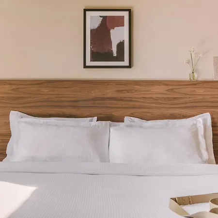 Sonder The Gilbert Hotel 3*