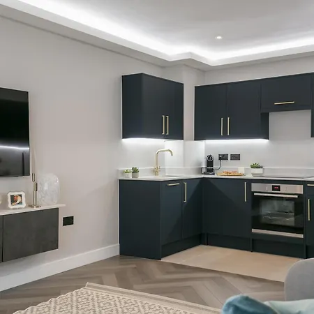 Cozy Elegant In Nevern Square