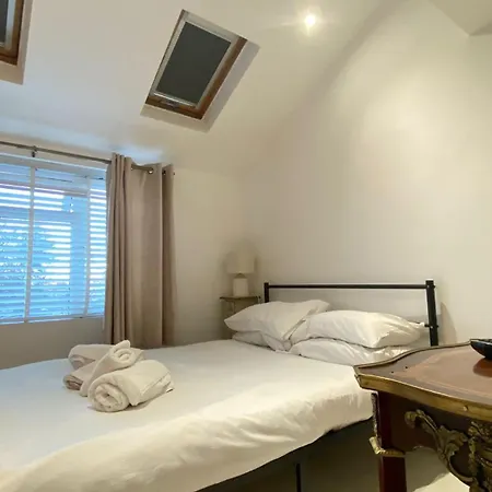 1 Bedroom, Near Alexandra Palace - London - Kings Cross - 3 Apartment *