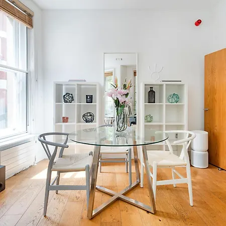 Arcore Premium Leicester Square Apartment