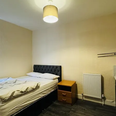 Sterling House Bed & Breakfast Hounslow