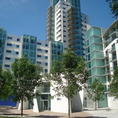 Marlin Bridge - Empire Square Aparthotel 4*