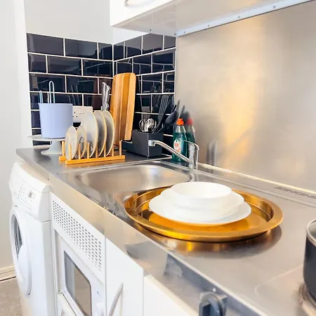 Apartment Private Garden Canary Wharf East *