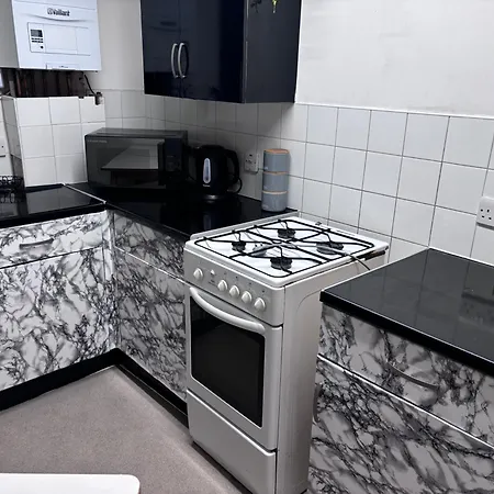 Cosy 1 Bed Flat Wembley London