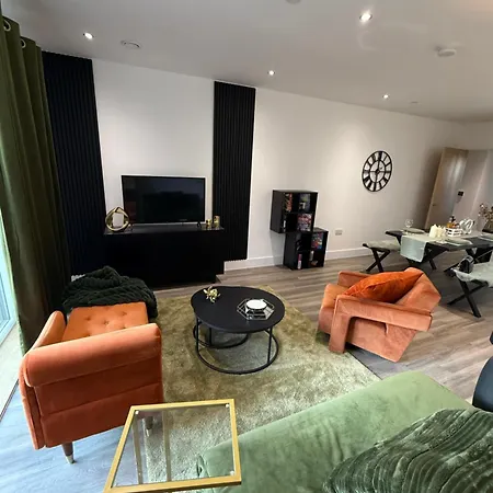 Stunning 2 Bed In Royal Wharf Next To Excel & Airport London