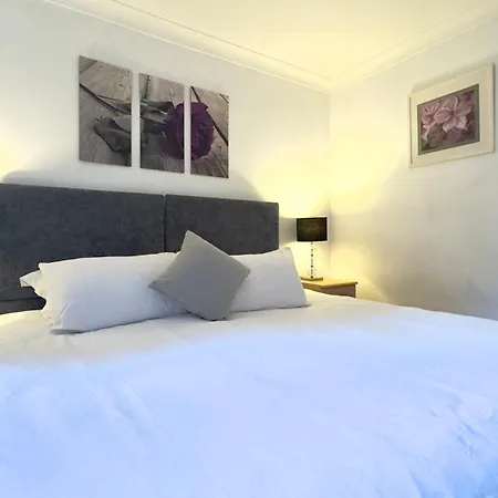 Cosy Hidden Gem Apartment *