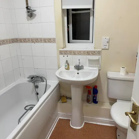 Apartment Natural Full Flat Near Station With Private Toilet Shower Kitchen In Central *