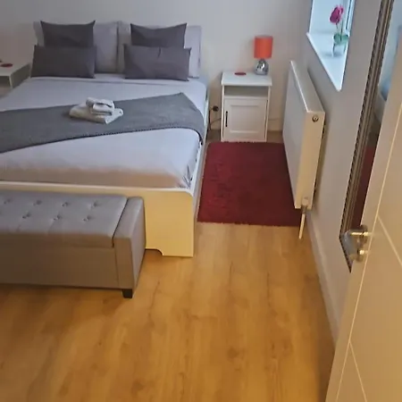 Luxury Hampstead Mews House, Close To Centre * London
