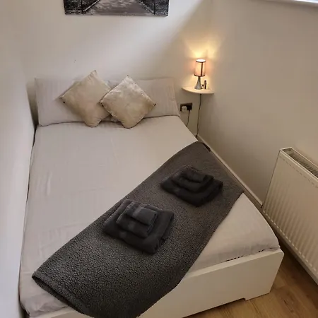 Luxury Hampstead Mews House, Close To Centre