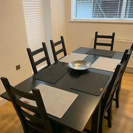 Luxury Hampstead Mews House, Close To Centre London