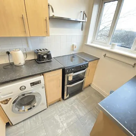 Apartment 1 Bedroom In Woolwich With Free Parking *