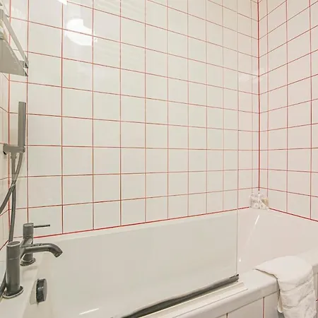 Central London Apartment