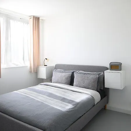 Central London Apartment شقة *