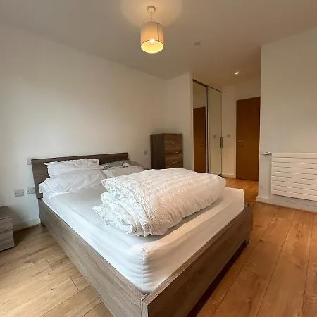 Apartment Lovely One Bedroom Flat