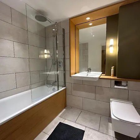 Lovely One Bedroom Flat *