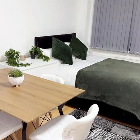 Apartment Rrr Homes
