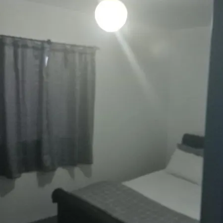 D'chin Dorcelle Apartment Norbury (Greater London)