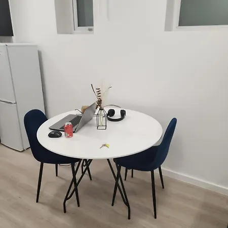 Apartment Sleeps 4 Cosy In Golder Greens Nw11 London