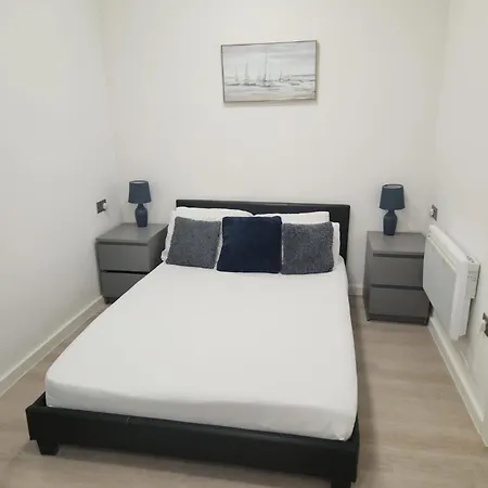 Sleeps 4 Cosy In Golder Greens Nw11 * London