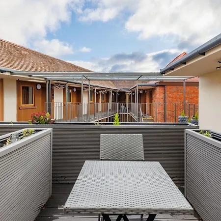 Rosemay Near London Heathrow Airport 4* Hayes (Greater London)