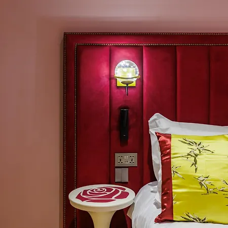 Rosemay Near London Heathrow Airport Hotel