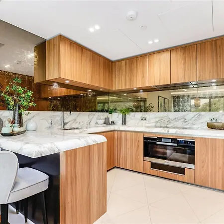 5 Million Pound Super Luxury Large Duplex Penthouse Sleeps 8