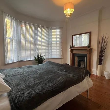 Apartment 2 Bedroom Luxury Flat In Centre Of Muswell Hill