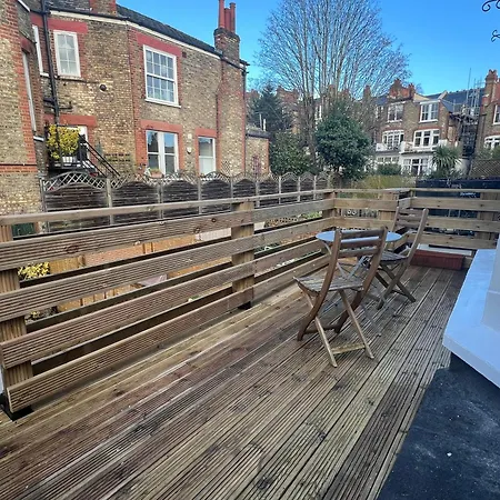 Apartment 2 Bedroom Luxury Flat In Centre Of Muswell Hill