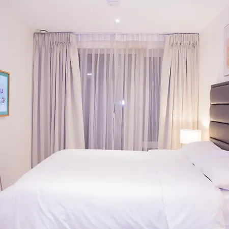 Apartment Luxury 1 Bedroom With Riverview London