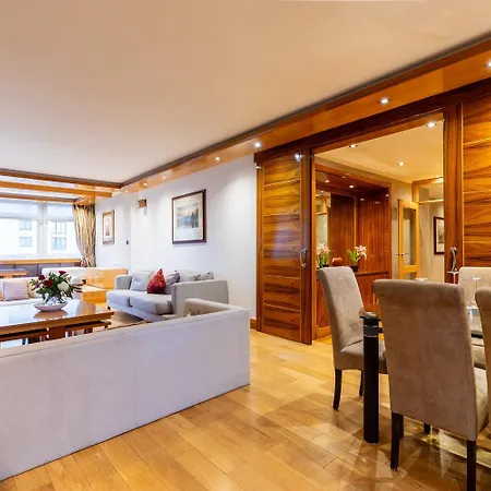 Mayfair Deluxe Apartment London