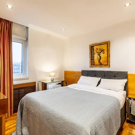Mayfair Deluxe Apartment London